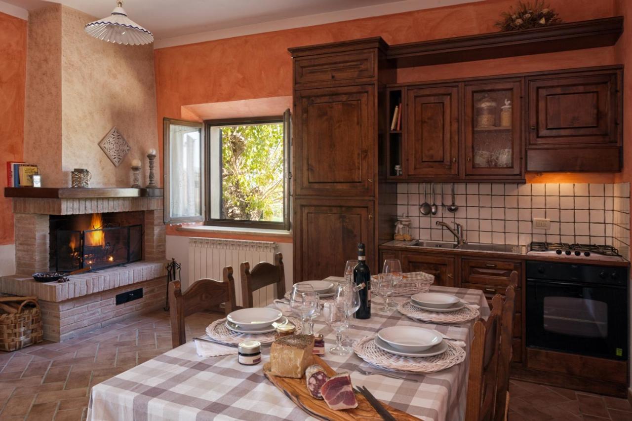 Agriturismo San Marcello Castiglione dʼOrcia Buitenkant foto